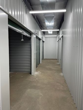 Storage Lion - 3625 E 20th St - 3625 East 20th Street