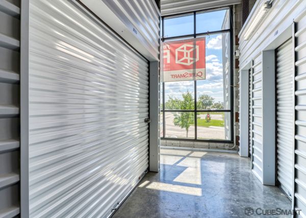 CubeSmart Self Storage IL Lake in the Hills N Lakewood Rd - 130 North Lakewood Road