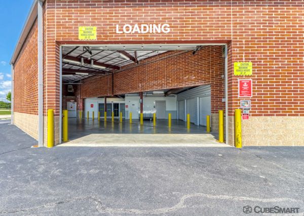 CubeSmart Self Storage IL Lake in the Hills N Lakewood Rd - 130 North Lakewood Road