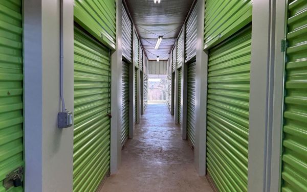 Space Shop Self Storage - Lithonia - 2590 Panola Rd