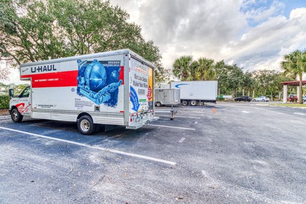 Snapbox Self Storage - Jupiter - 1125 Jupiter Park Drive - 1125 Jupiter Park Drive