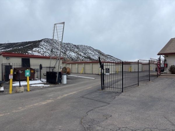 Right Move Storage- Rifle - 1453 Airport Road