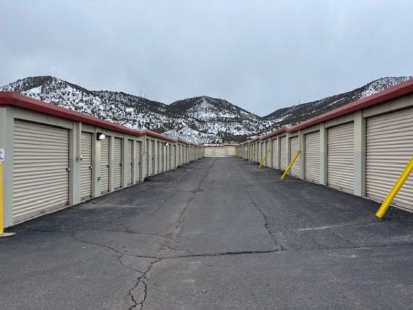 Right Move Storage- Rifle - 1453 Airport Road
