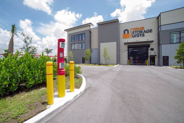 Your Storage Units Ft. Myers - 16511 Old Airport Haul Rd