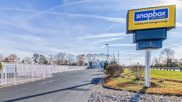Snapbox Self Storage - Marmora - 3 Roosevelt Boulevard - 3 Roosevelt Boulevard