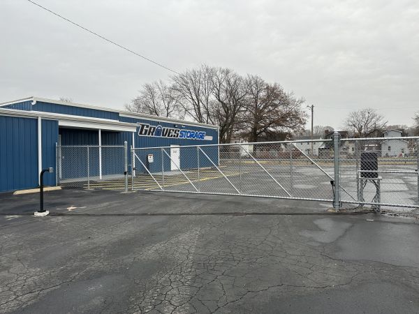 Groves Storage - Belleville - 800 South 2Nd Street