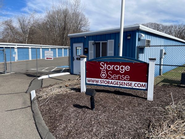 Storage Sense - Southington - Plantsville - 493 Old Turnpike Road