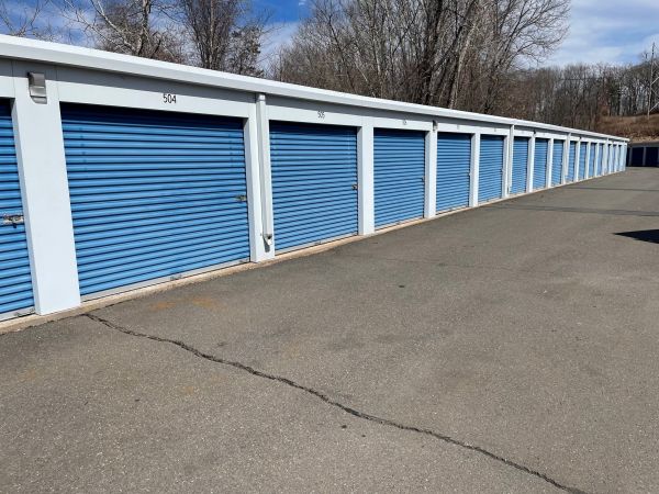 Storage Sense - Southington - Plantsville - 493 Old Turnpike Road