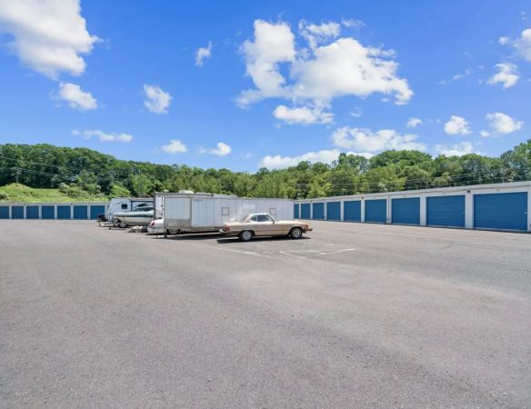 Storage Sense - Southington - Plantsville - 493 Old Turnpike Road