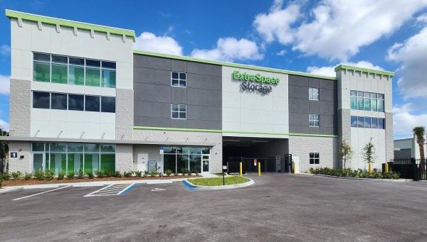 Extra Space Storage - 6330 - Fort Myers - Palm Beach Blvd - 3031 Palm Beach Boulevard