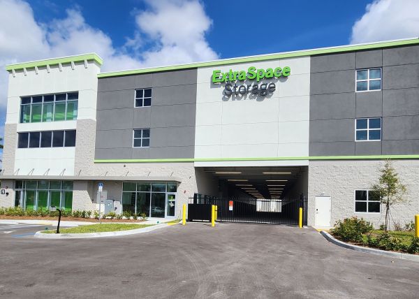 Extra Space Storage - 6330 - Fort Myers - Palm Beach Blvd - 3031 Palm Beach Boulevard