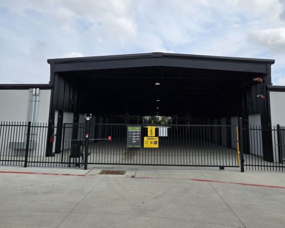Extra Space Storage - 6661 - McKinney - Silverado Trl - 8901 Silverado Trail