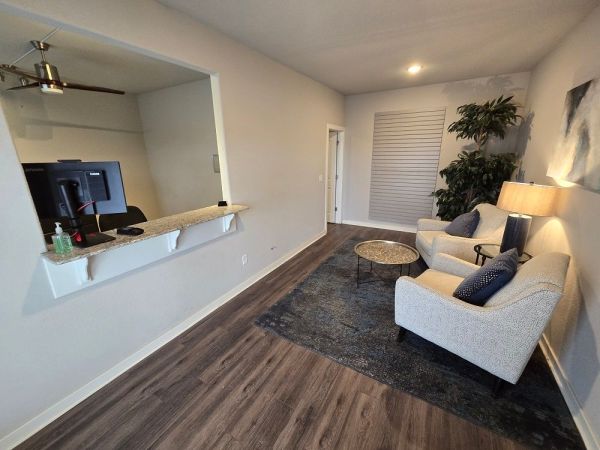 Extra Space Storage - 6770 - Pea Ridge - W Pickens Rd - 2251 West Pickens Road