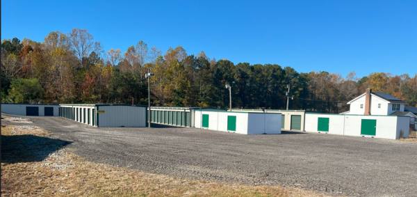 Self Storage Ivor - 35198 General Mahone Blvd