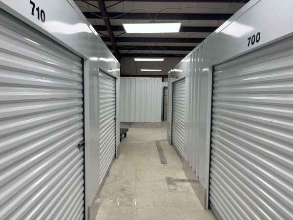 Self Storage Ivor - 35198 General Mahone Blvd
