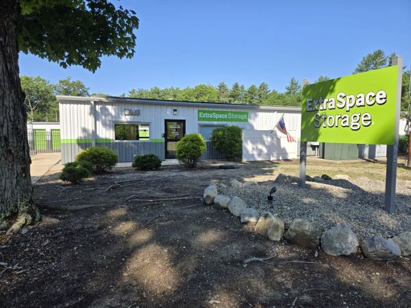Extra Space Storage - 2091 - Middleboro - Everett St - 204 Everett Street