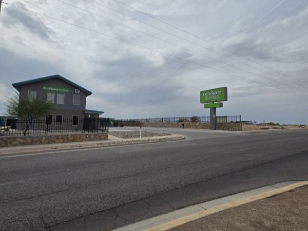 Extra Space Storage - 6846 - El Paso - Mission Ridge Blvd - 851 Mission Ridge Boulevard
