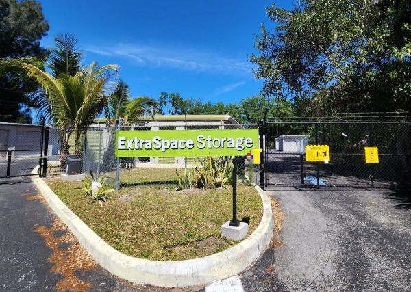 Extra Space Storage - 6737 - Vero Beach - 4870 20th St - 4870 20th Street