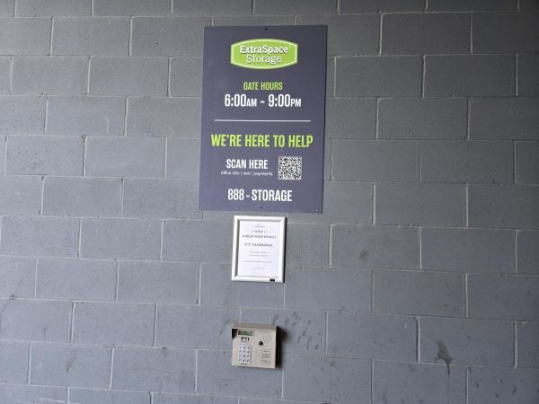 Extra Space Storage - 6793 - St Paul - Sibley St - 275 North Sibley Street
