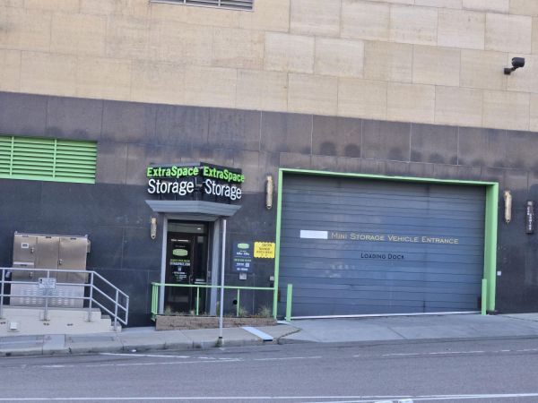 Extra Space Storage - 6793 - St Paul - Sibley St - 275 North Sibley Street