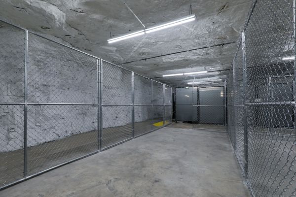 Smart Storage Kansas City - 1501 West 31st Street