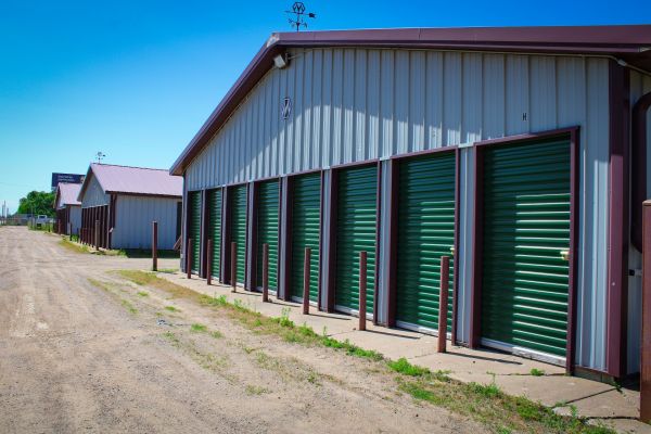 Highway 8 Self Storage - 17086 Lake Boulevard