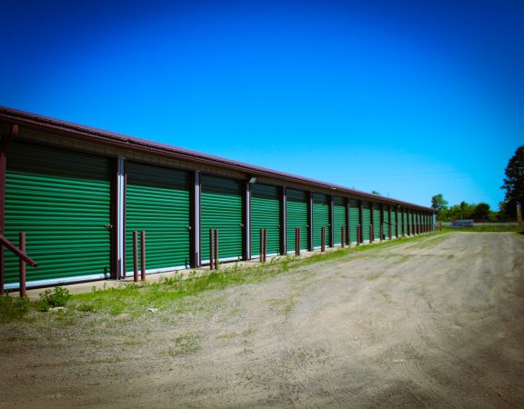Highway 8 Self Storage - 17086 Lake Boulevard