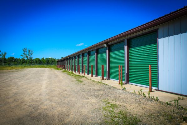Highway 8 Self Storage - 17086 Lake Boulevard