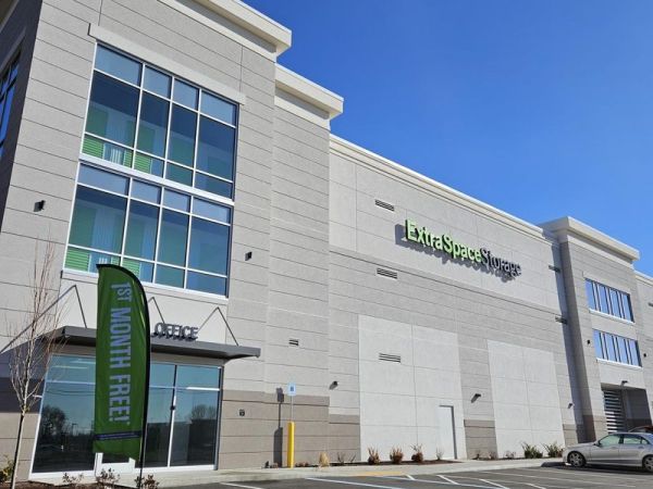 Extra Space Storage - 6140 - Granger - Cleveland Rd - 530 West Cleveland Road