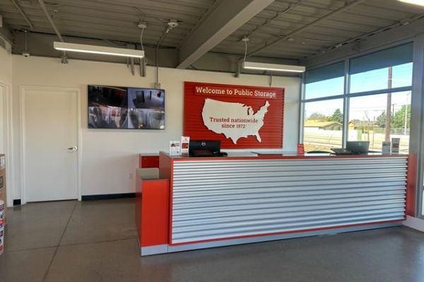 Public Storage - Santa Fe Springs - 13808 Imperial Hwy - 13808 Imperial Hwy