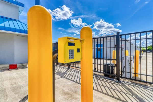 SmartStop Self Storage - Longwood - 460 Florida Central Parkway - 460 Florida Central Parkway
