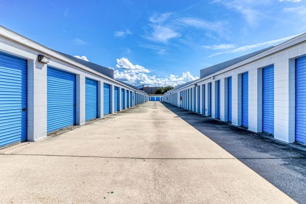 SmartStop Self Storage - Longwood - 460 Florida Central Parkway - 460 Florida Central Parkway