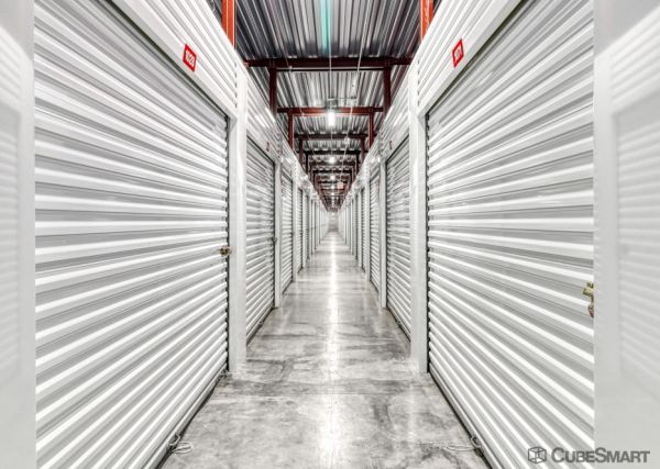 CubeSmart Self Storage - IL Wheaton E Roosevelt Road - 1830 East Roosevelt Road