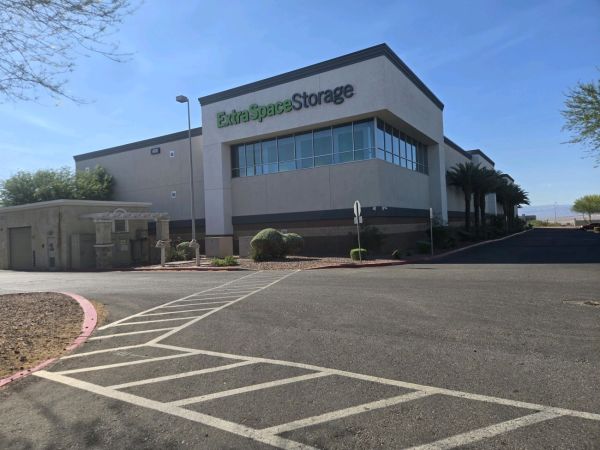 Extra Space Storage - 2247 - Henderson - W Lake Mead Pkwy - 408 West Lake Mead Parkway