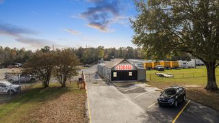 BurlingtonNC Storage & Parking - 1550 Industry Drive