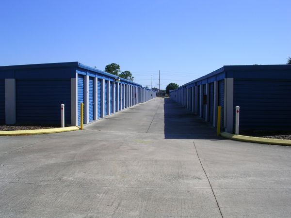 Storage Rentals of America - Lakeland - E Edgewood Dr - 2200 East Edgewood Drive