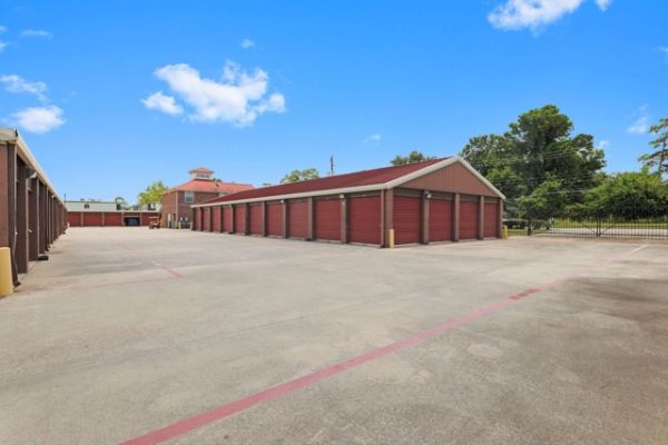 Storage Rentals of America - Houston - West 34th St - 4100 West 34th Street