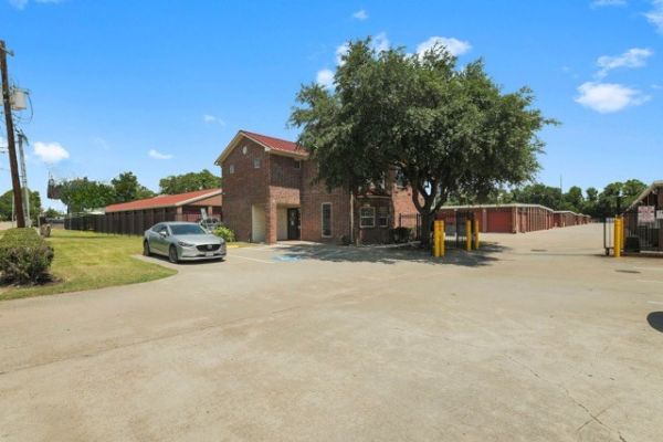 Storage Rentals of America - Houston - West 34th St - 4100 West 34th Street