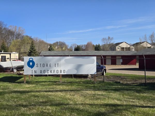 Store It In Rockford - 8740 Highway 55