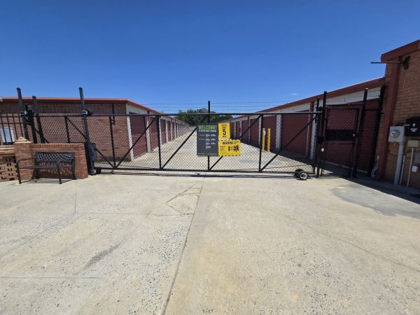 Extra Space Storage - 6823 - Stanfield - 300 NC Hwy 200 N - 300 North Carolina Highway 200