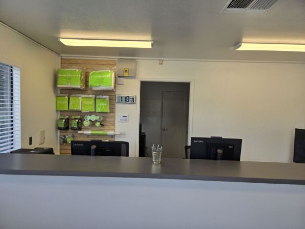 Extra Space Storage - 6847 - Fontana - 15723 Foothill Blvd - 15723 Foothill Boulevard