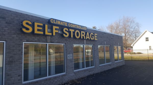 National Storage Monroe - Monroe Street - 6231 North Monroe Street