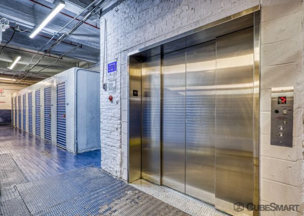 CubeSmart Self Storage NY Brooklyn Clinton Ave - 45 Clinton Avenue