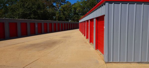 South Vicksburg Storage West - 89 Hullum Road