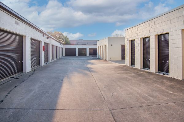 Prestige Storage - North Royalton - 10001 York-Theta Drive