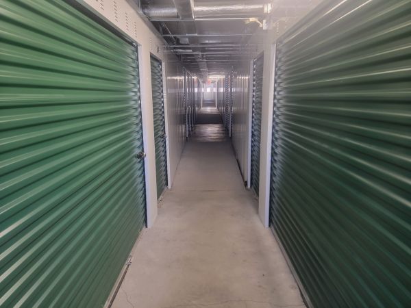 North Main Mini Storage - 1614 N Valley Pike