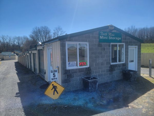 North Main Mini Storage - 1614 N Valley Pike