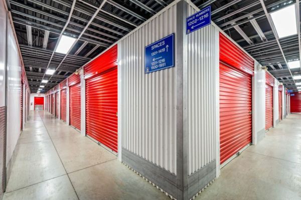 National Storage Southfield - 8 Mile Road - 21940 West 8 Mile Road