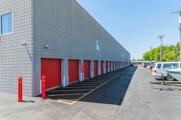 National Storage Southfield - 8 Mile Road - 21940 West 8 Mile Road