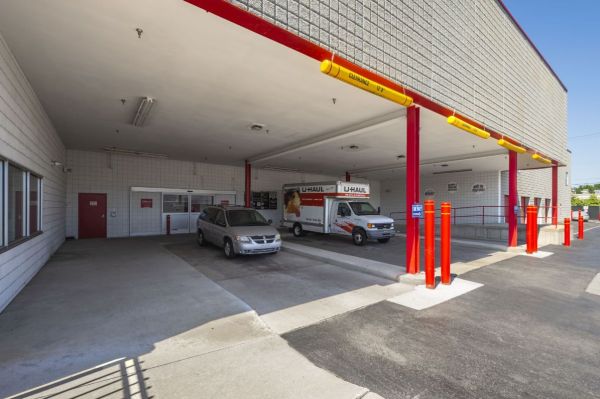 National Storage Southfield - 8 Mile Road - 21940 West 8 Mile Road